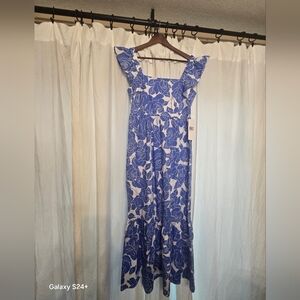 London Times Blue and White Floral Maxi Dress